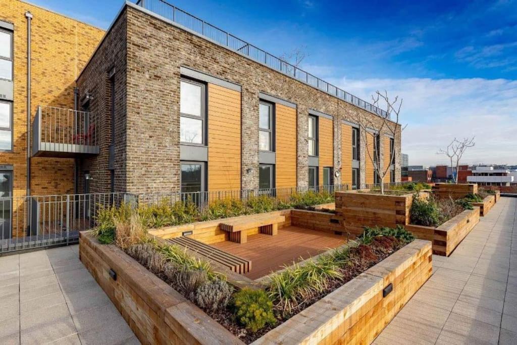 Apartment Luxury 1 Bedroom Flat With Balcony - St Anne's *